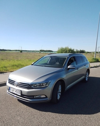 Volkswagen Passat cena 49900 przebieg: 239000, rok produkcji 2016 z Koluszki małe 232